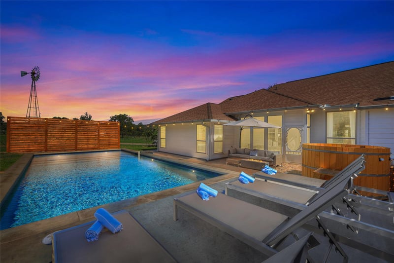 157 Kurt Kramer RD, Fredericksburg, TX 78624