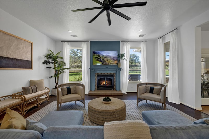 157 Kurt Kramer RD, Fredericksburg, TX 78624