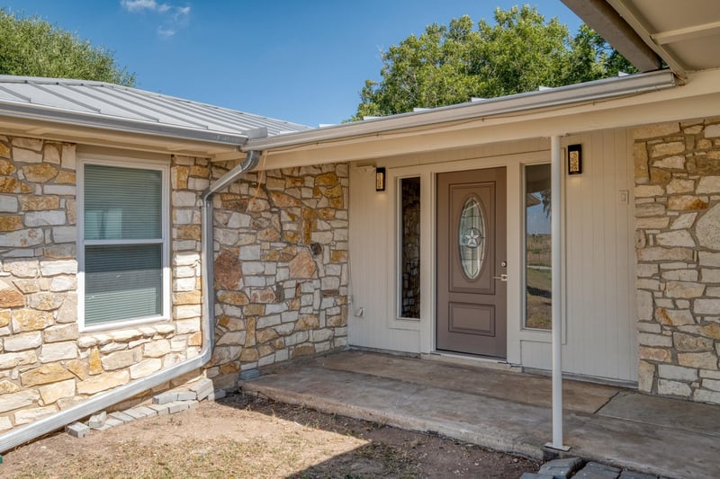 20960 Cameron RD, Coupland, TX 78615