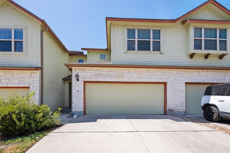 2410 Great Oaks DR #402, Round Rock, TX 78681