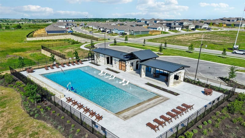 12112 Silverston Tree BND, Mustang Ridge, TX 78610