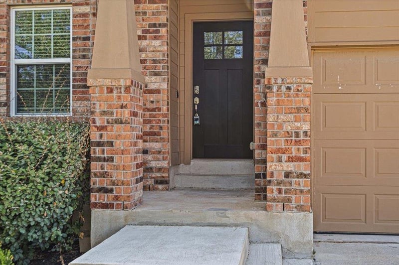 13513 Kearns DR, Pflugerville, TX 78660