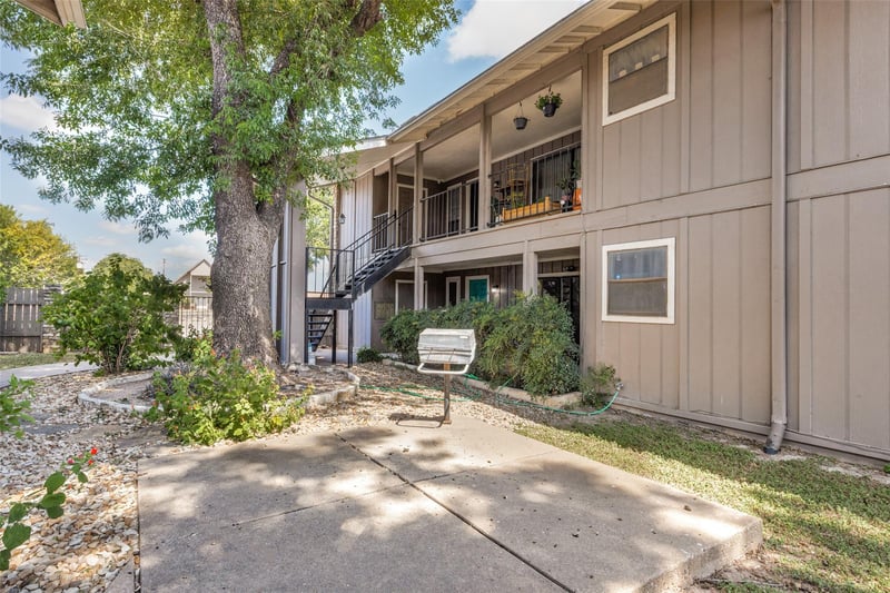 8621 Putnam DR #A, Austin, TX 78757