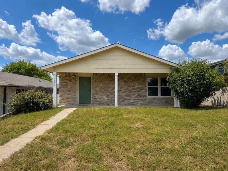 5624 Signal PT, Austin, TX 78724