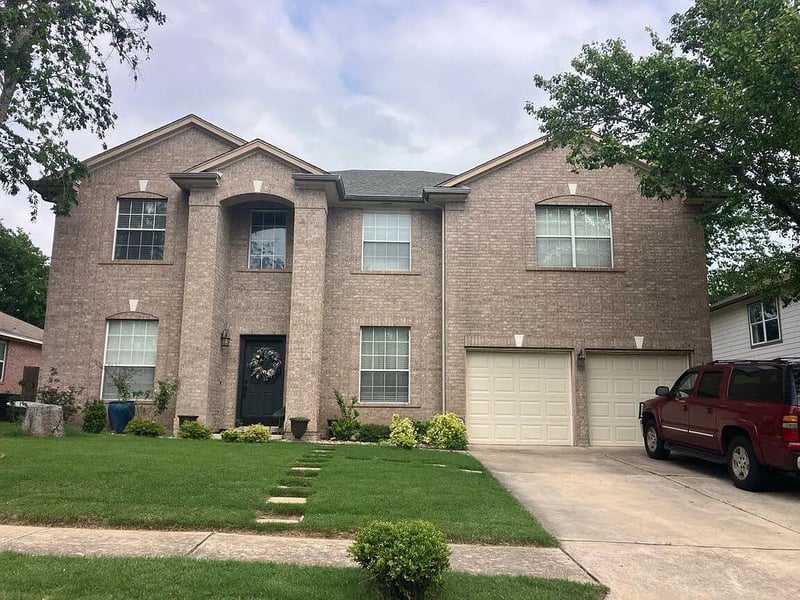 210 Settlers Valley DR, Pflugerville, TX 78660
