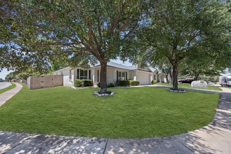3697 Spring Canyon TRL, Round Rock, TX 78681