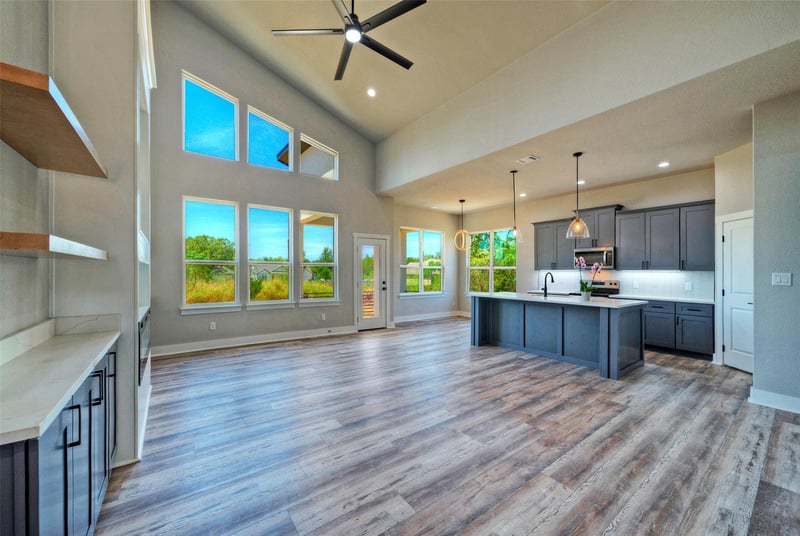 149 Waimanalo LN, Bastrop, TX 78602