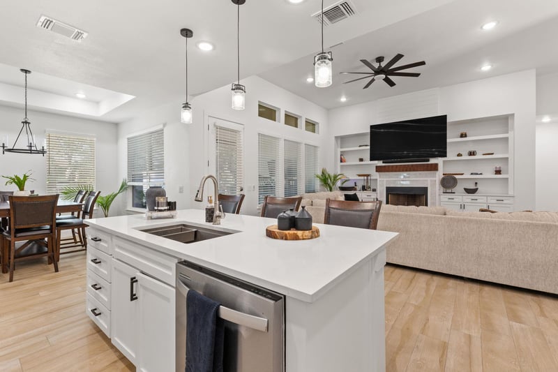 20901 Oak Dale DR, Lago Vista, TX 78645