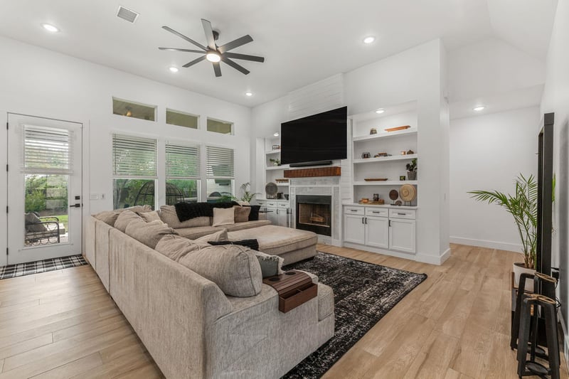 20901 Oak Dale DR, Lago Vista, TX 78645
