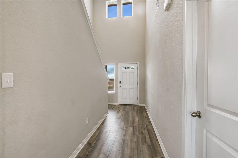 212 Prairie Song LN, Liberty Hill, TX 78642