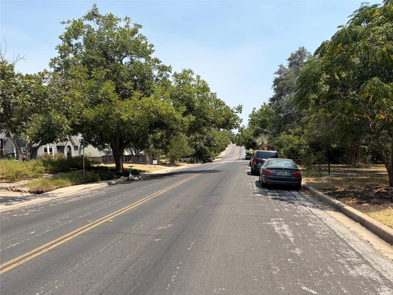 2008 Travis Heights BLVD, Austin, TX 78704