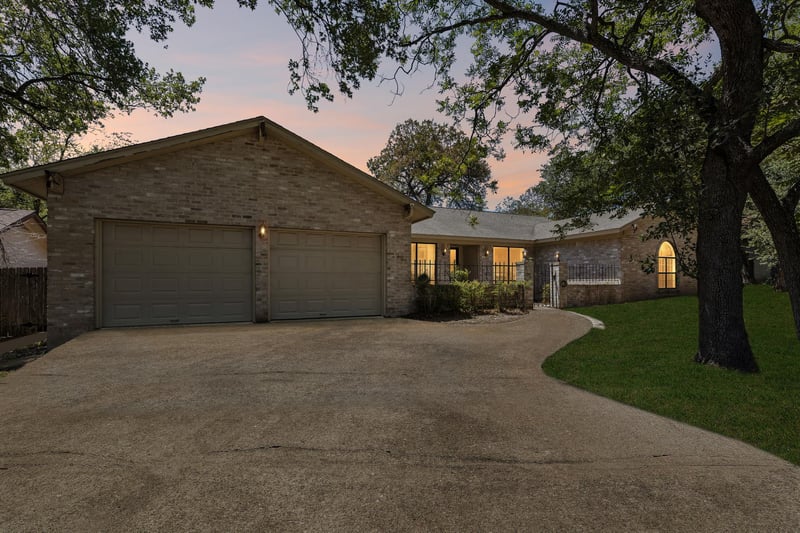 2509 Toulouse DR, Austin, TX 78748