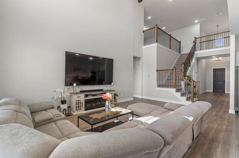 1304 Snowdrop DR, Georgetown, TX 78628
