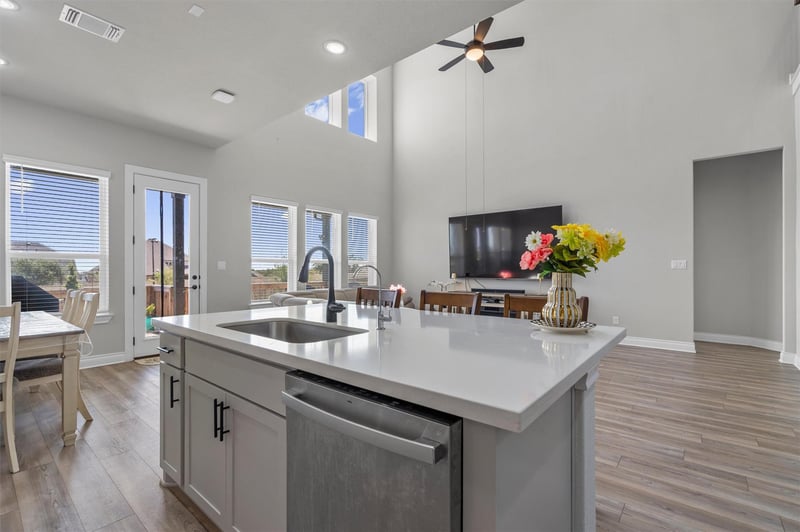 1304 Snowdrop DR, Georgetown, TX 78628