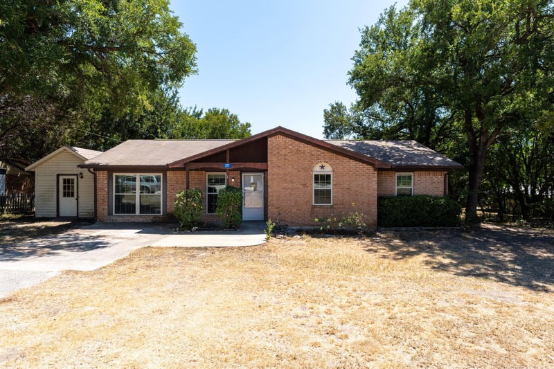 277 Pedernales LN, Kempner, TX 76539