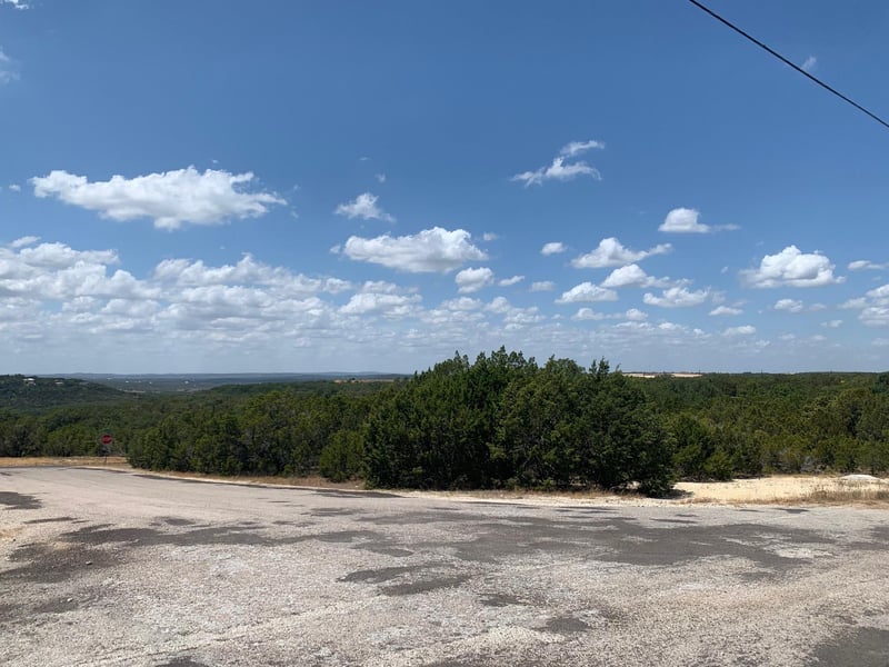 8506 Bronco LN, Lago Vista, TX 78645