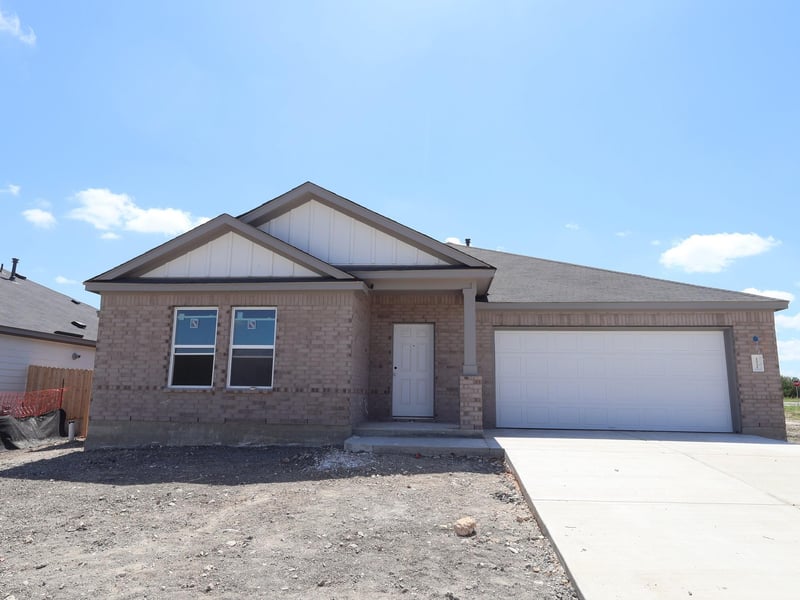 12721 Setting Peak LN, Buda, TX 78610