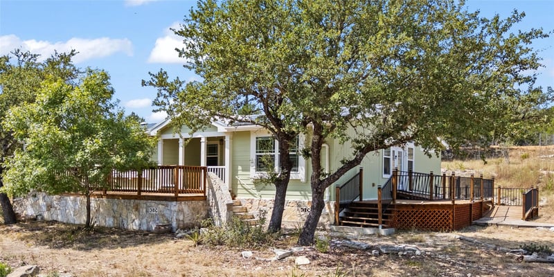 601 Lost Valley RD, Dripping Springs, TX 78620