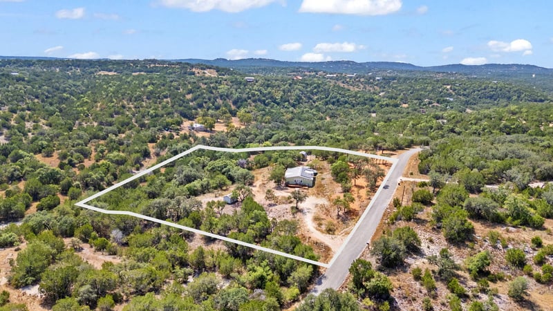 601 Lost Valley RD, Dripping Springs, TX 78620
