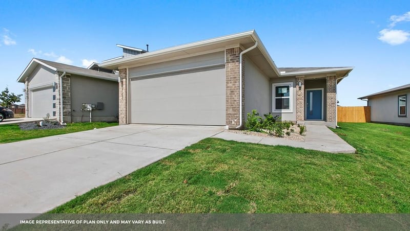 8519 Faded Denim DR, Mustang Ridge, TX 78610