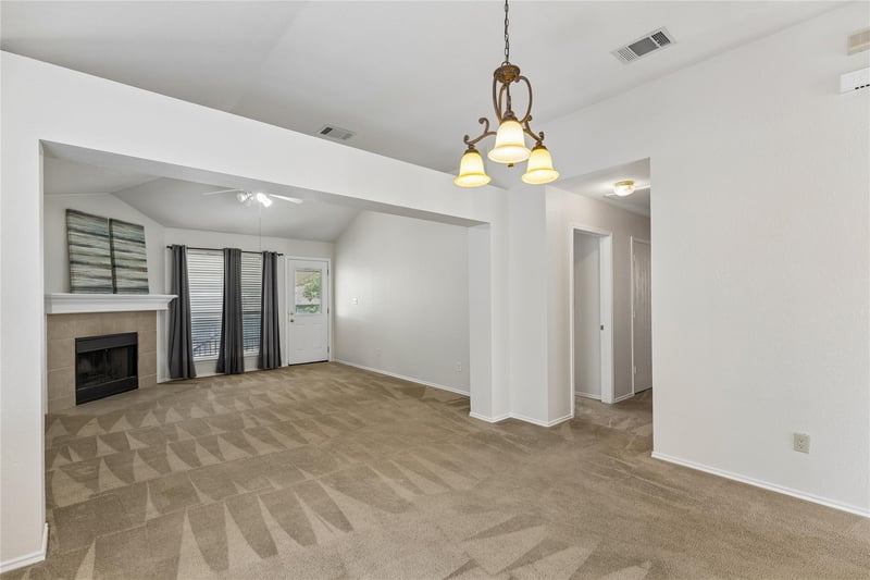 104 Cavalry TRL, Elgin, TX 78621