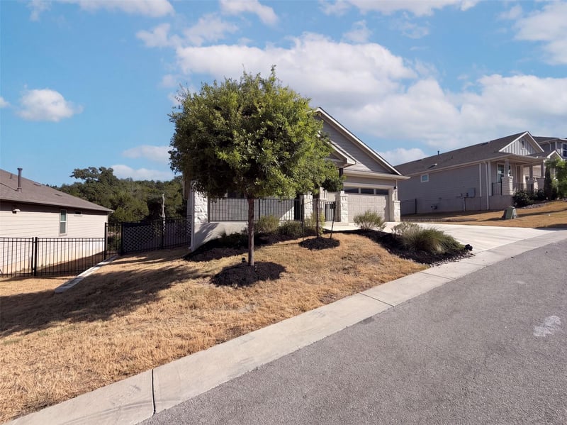 204 Florenz LN, Georgetown, TX 78628