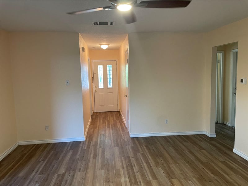 5700 Limerock HOLW, Austin, TX 78744
