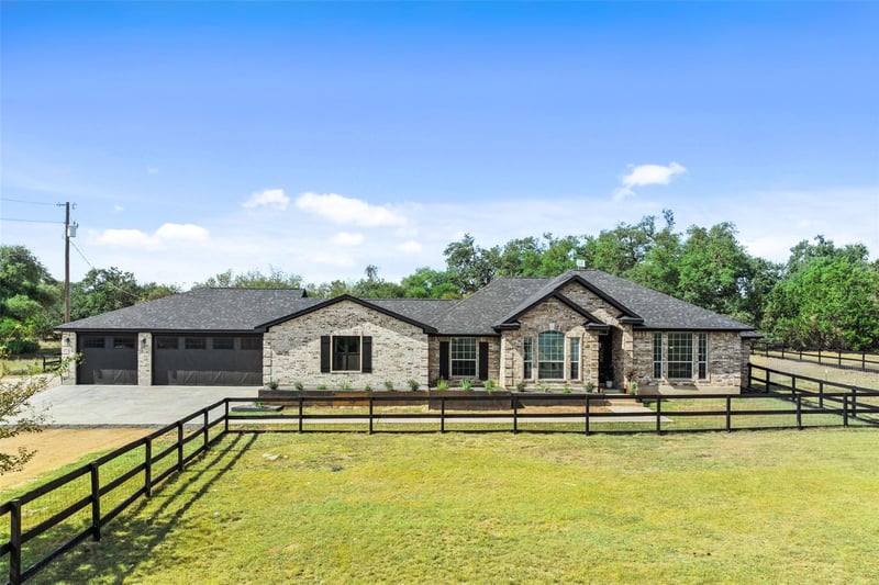 213 Beauchamp RD, Dripping Springs, TX 78620
