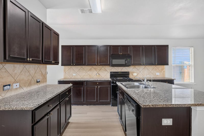 19021 Great Falls DR, Manor, TX 78653