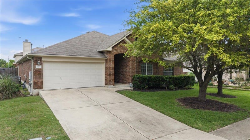 908 Dover Castle LN, Pflugerville, TX 78660