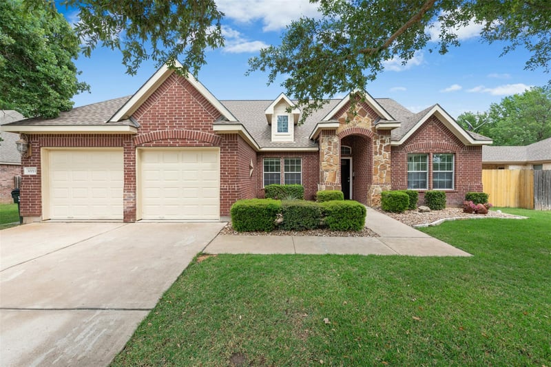 30013 Edgewood DR, Georgetown, TX 78628
