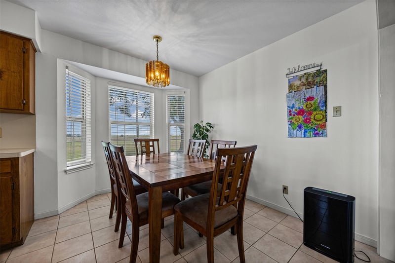 403 County View RD, Lockhart, TX 78644