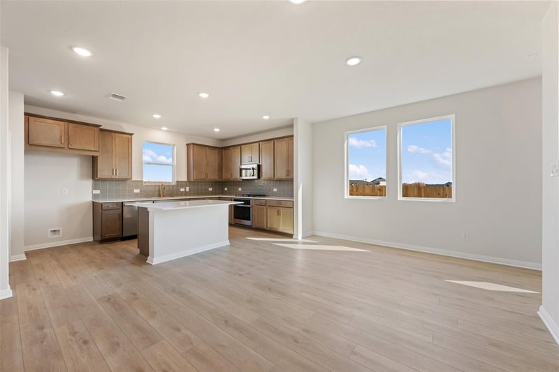 200 Clover BND, Liberty Hill, TX 78642