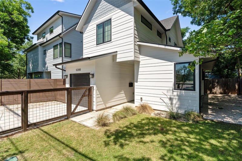 5200 Grover Ave, Austin, TX 78756