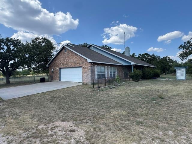 690 Ancient Oaks DR, Marble Falls, TX 78654