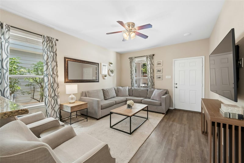 1704 Comfort LN, Austin, TX 78748