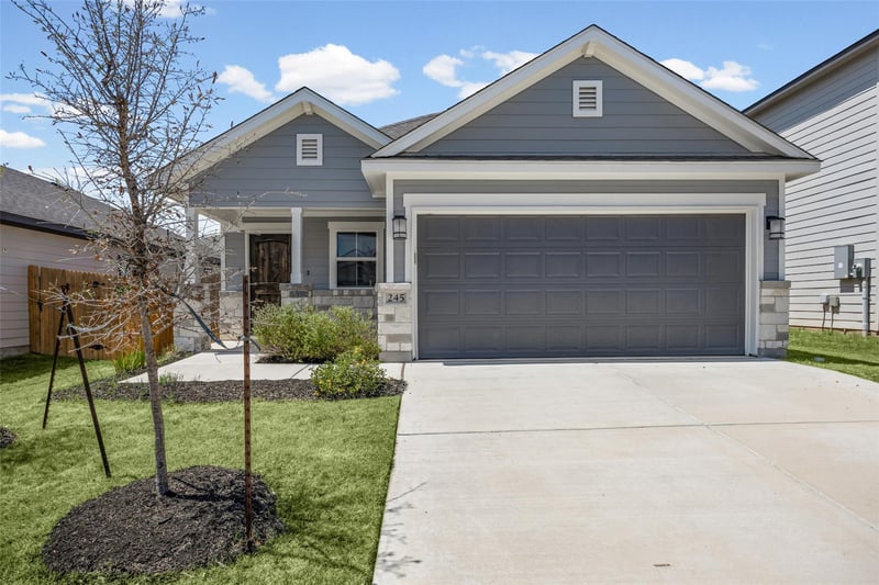 245 Ironshoe TRL, Liberty Hill, TX 78642