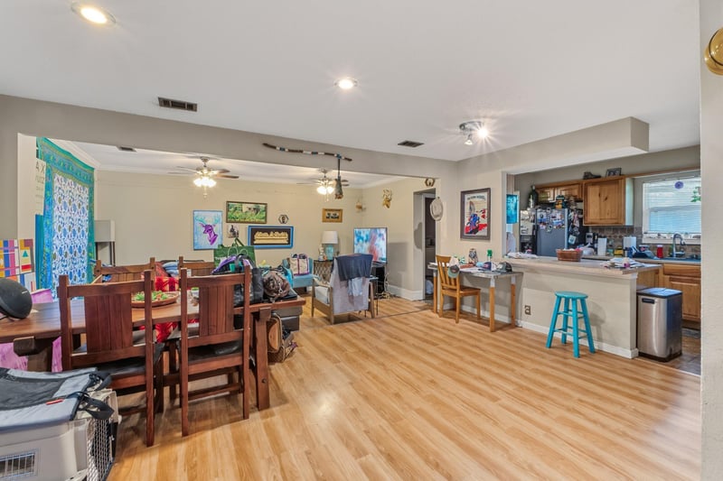 1600 Grayford DR, Austin, TX 78704
