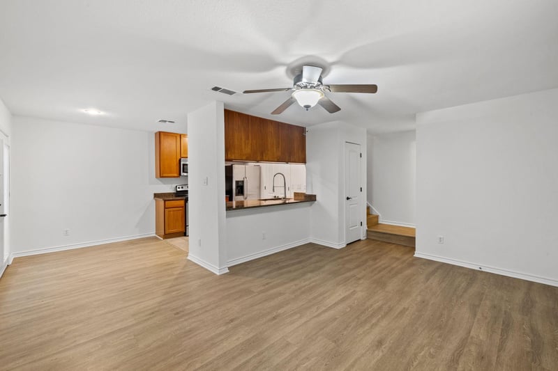 6700 Cooper LN #19, Austin, TX 78745