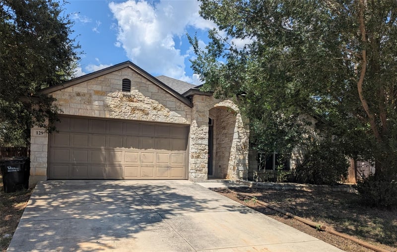 129 Park LN, San Marcos, TX 78666