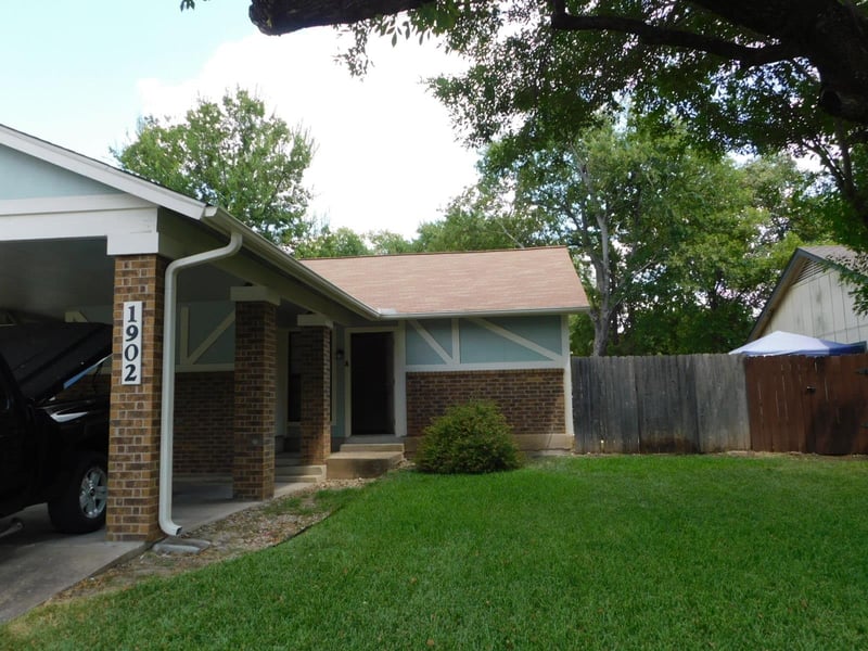 1902 Nicole CIR, Round Rock, TX 78664