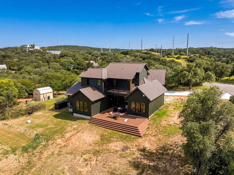 446 El Coronado Ave, Buchanan Dam, TX 78609