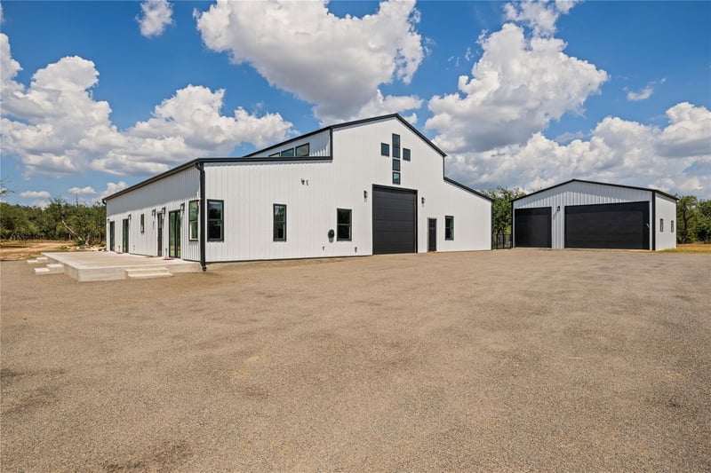 1118 Harmon Hills RD, Dripping Springs, TX 78620