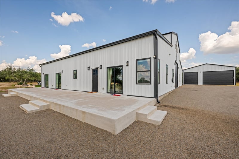 1118 Harmon Hills RD, Dripping Springs, TX 78620