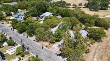 404 Swanee DR, Austin, TX 78752