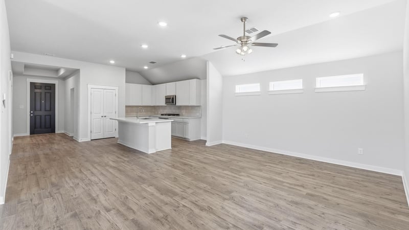 13433 Muny PKWY, Elgin, TX 78621