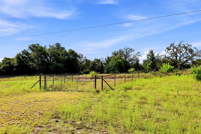 3560 County Road 236, Liberty Hill, TX 78642