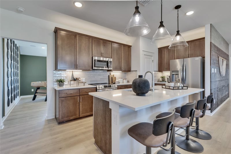 132 Man O War DR, Jarrell, TX 76537