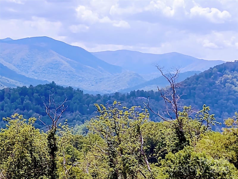 27 Prestige Point, Waynesville, NC 28785