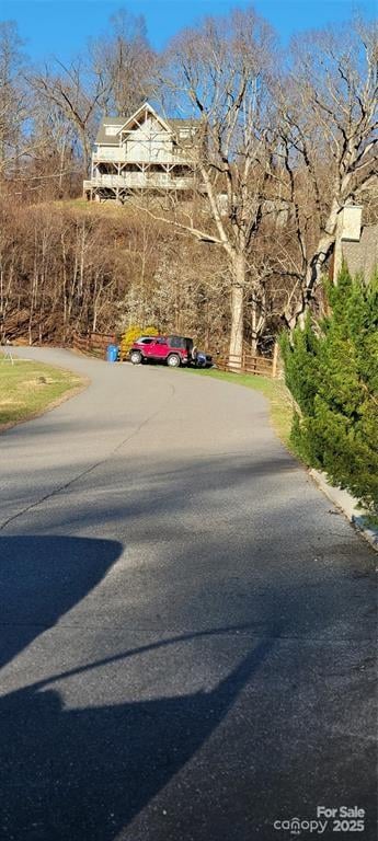 22 Holiday Dr, Waynesville, NC 28785